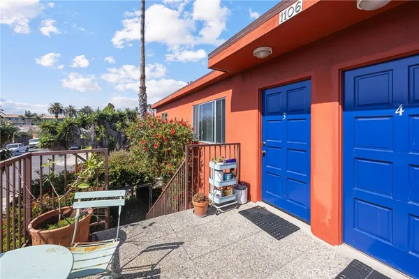 $2,200,000 | 502 Westminster Avenue, Venice, CA 90291