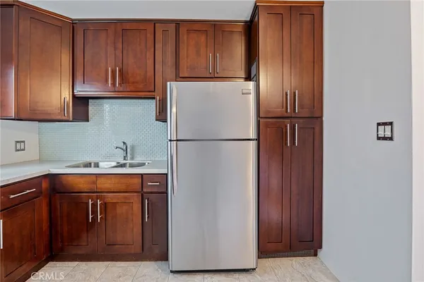 $2,200,000 | 502 Westminster Avenue, Venice, CA 90291
