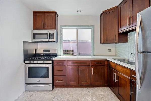 $2,200,000 | 502 Westminster Avenue, Venice, CA 90291