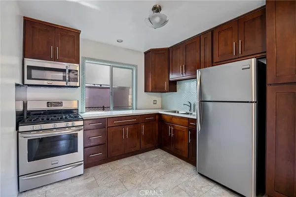 $2,200,000 | 502 Westminster Avenue, Venice, CA 90291