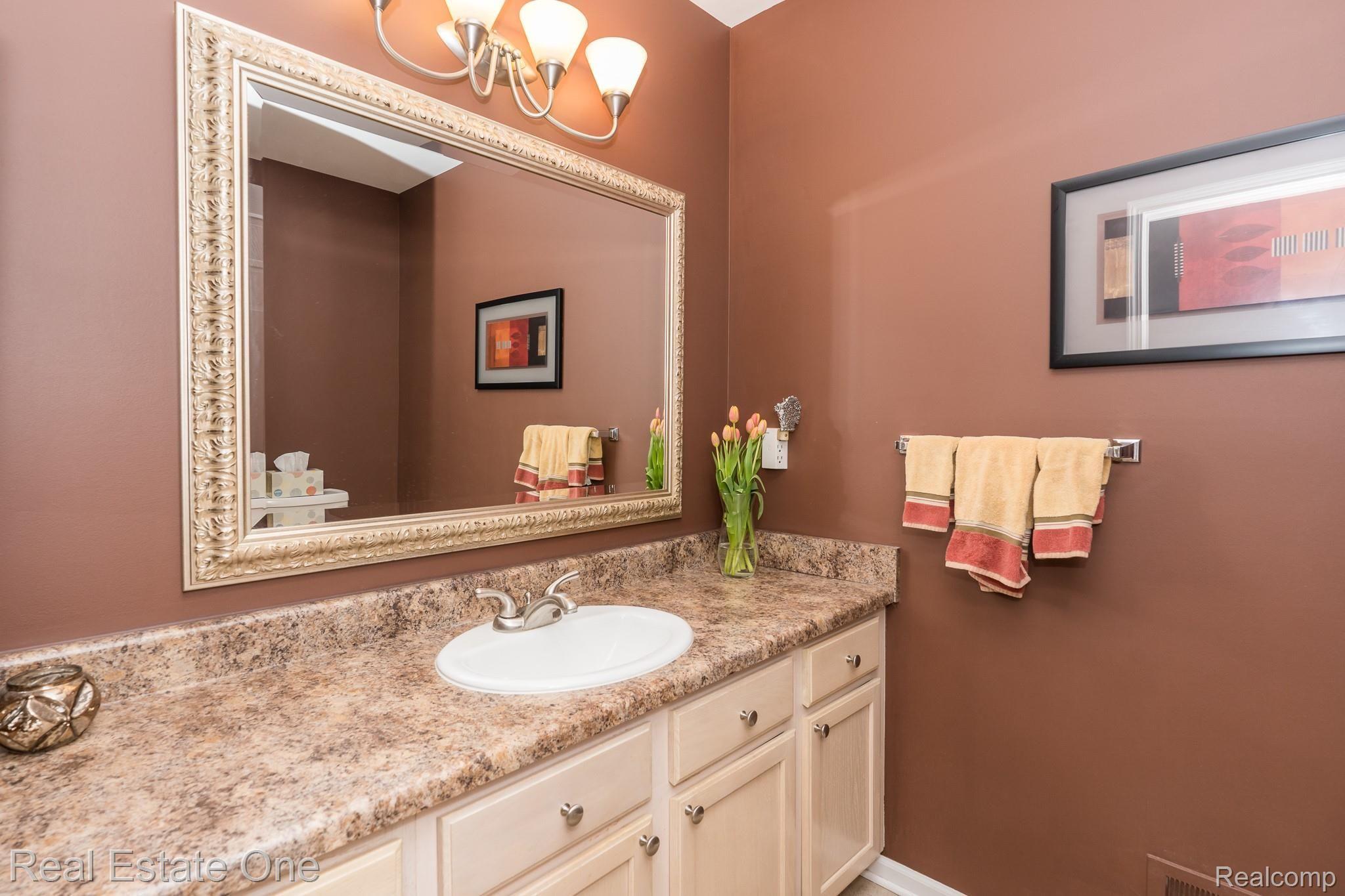 3644 Briarbrooke Lane Rochester, MI 48306 - Photo 21 of 46 Briarbrook MLS-W016.jpg