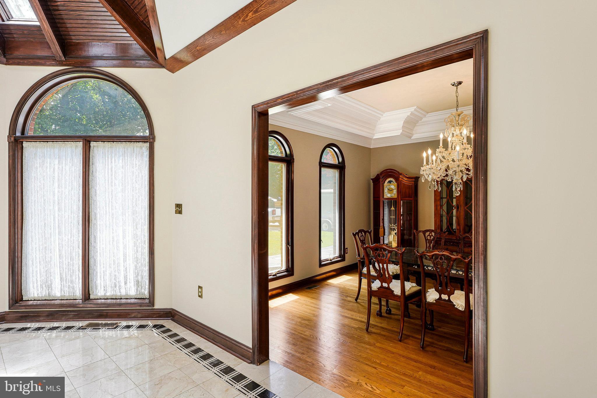 8652 Tuttle Road Springfield, VA 22152 - Photo 34 of 102