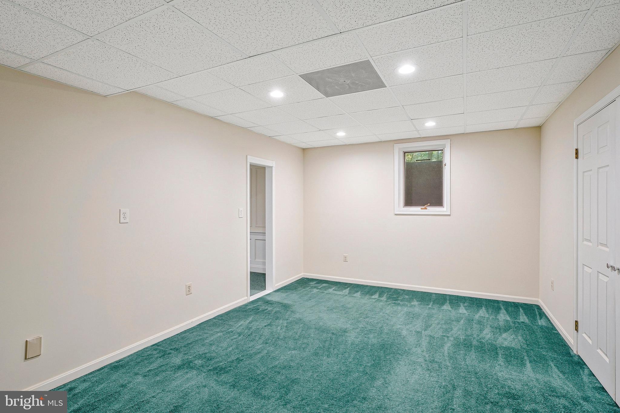 8652 Tuttle Road Springfield, VA 22152 - Photo 71 of 102