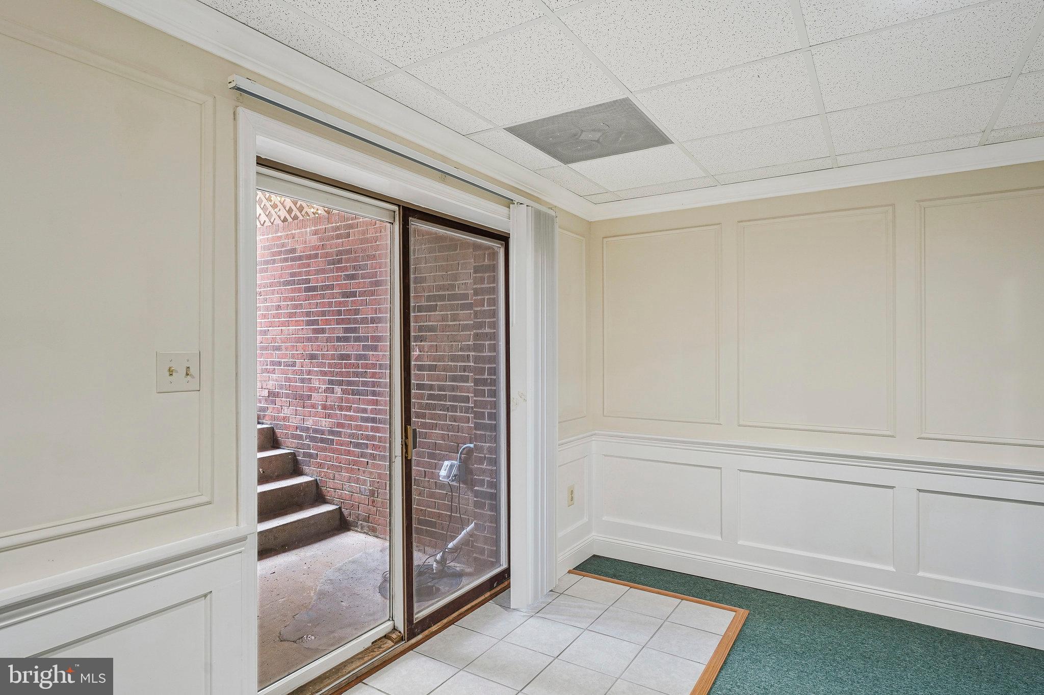 8652 Tuttle Road Springfield, VA 22152 - Photo 77 of 102