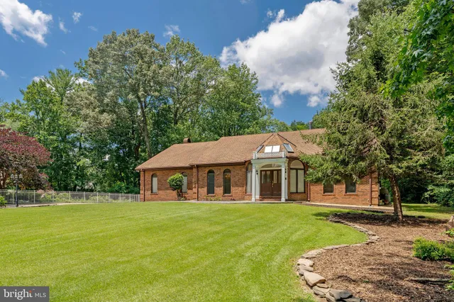 $1,175,000 | 8652 Tuttle Road, Springfield, VA 22152