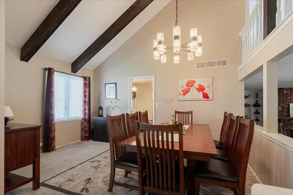 $299,000 | 5 Devon Road, Bloomington, IL 61704