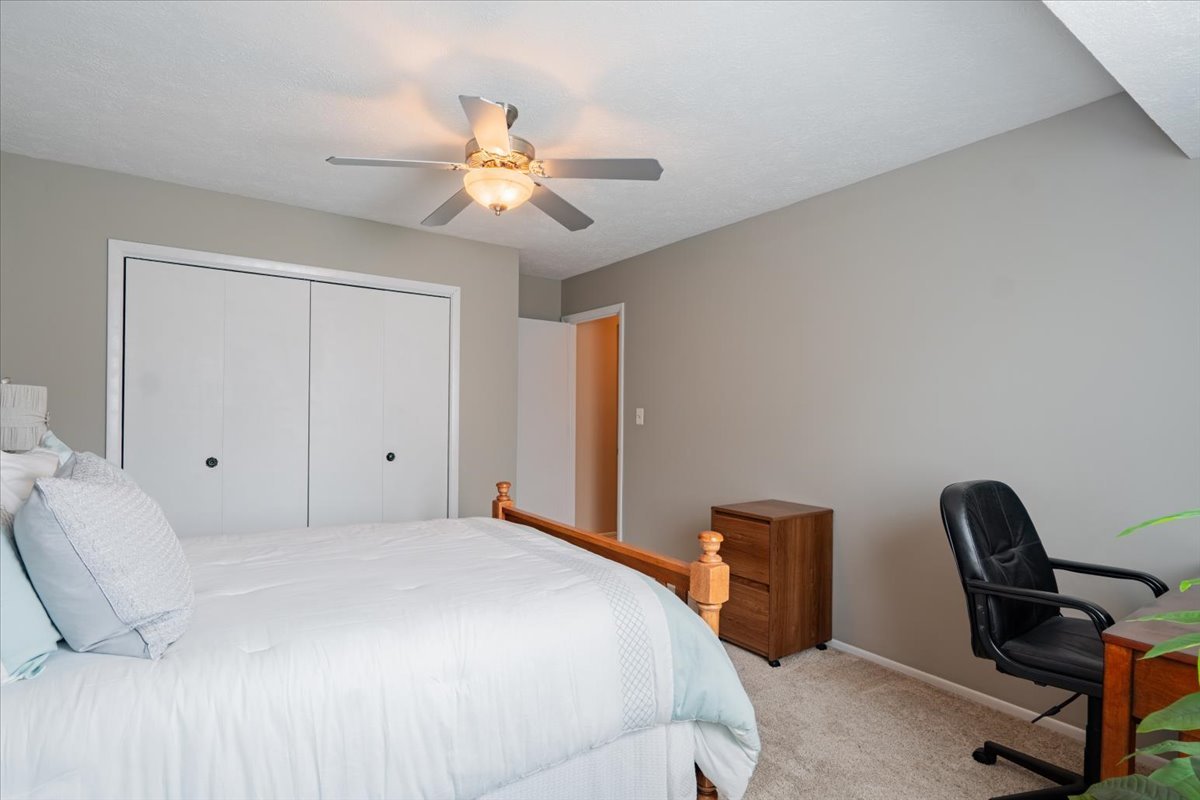 5 Devon Road Bloomington, IL 61704 - Photo 27 of 42