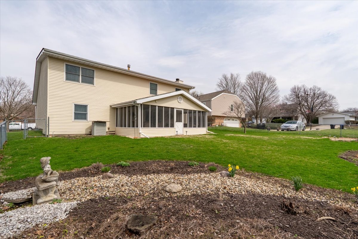 5 Devon Road Bloomington, IL 61704 - Photo 40 of 42