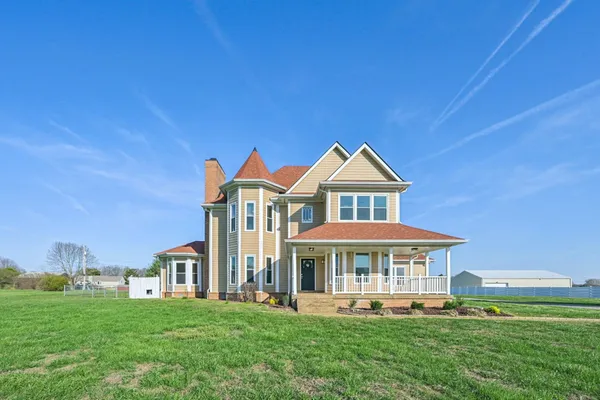 $649,900 | 3032 Highway 49, Pleasant View, TN 37146