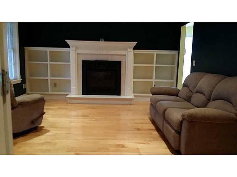 850 Plains Road Litchfield, ME 04350 - Photo 8 of 16 Living Room.