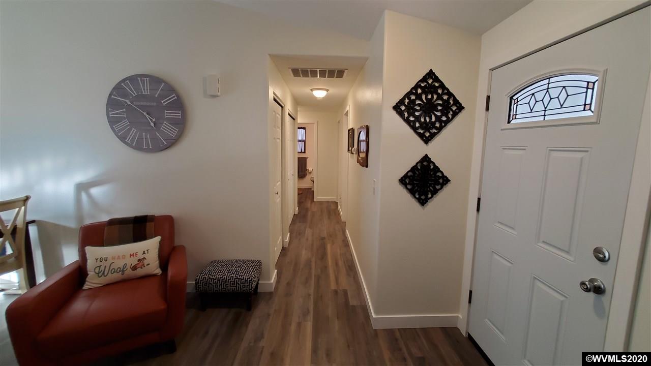 5358 Holly Loop Southeast Turner, OR 97392 - Photo 18 of 42