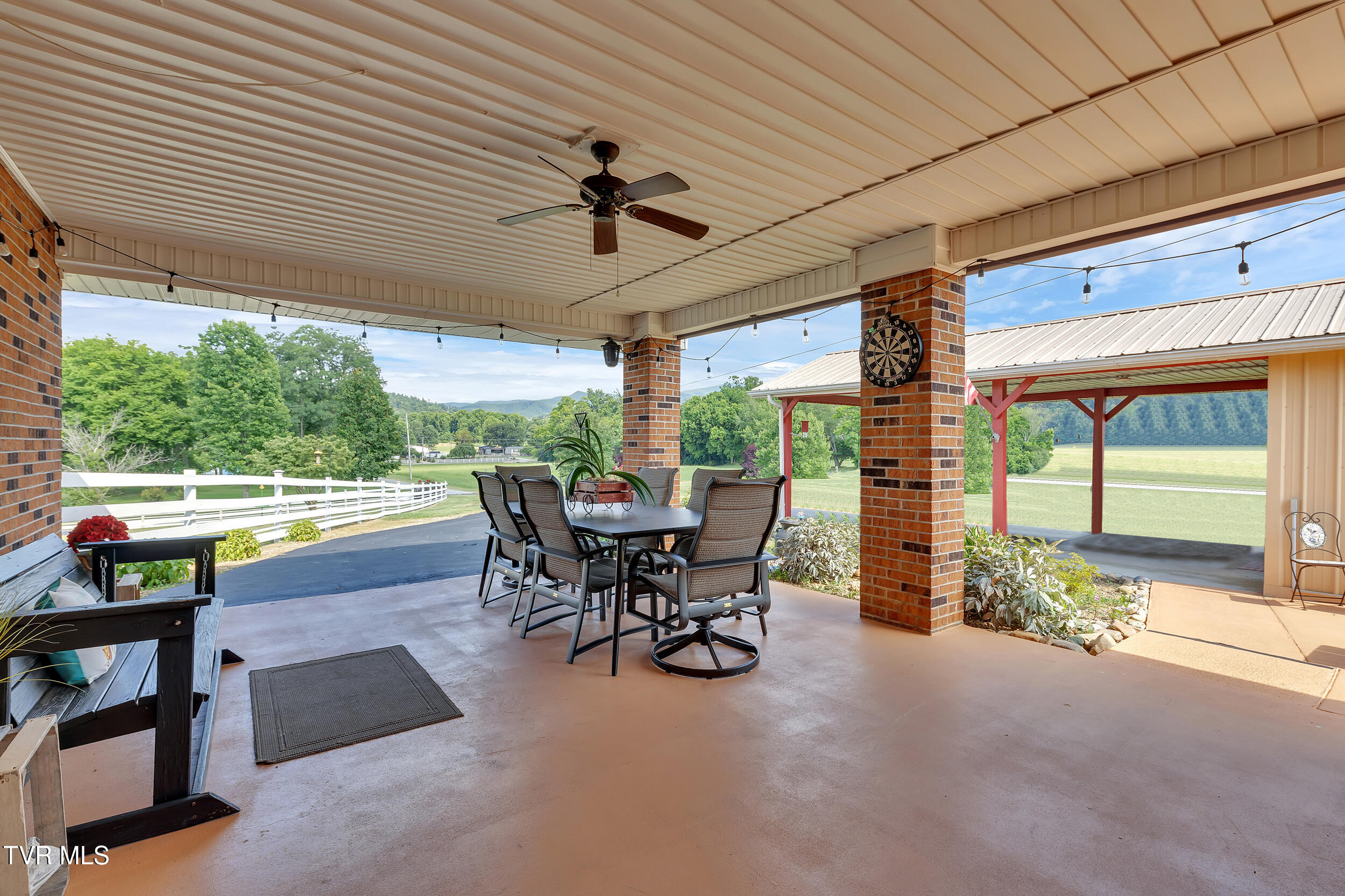 230 Fishpond Road Chuckey, TN 37641 - Photo 31 of 42 34_41