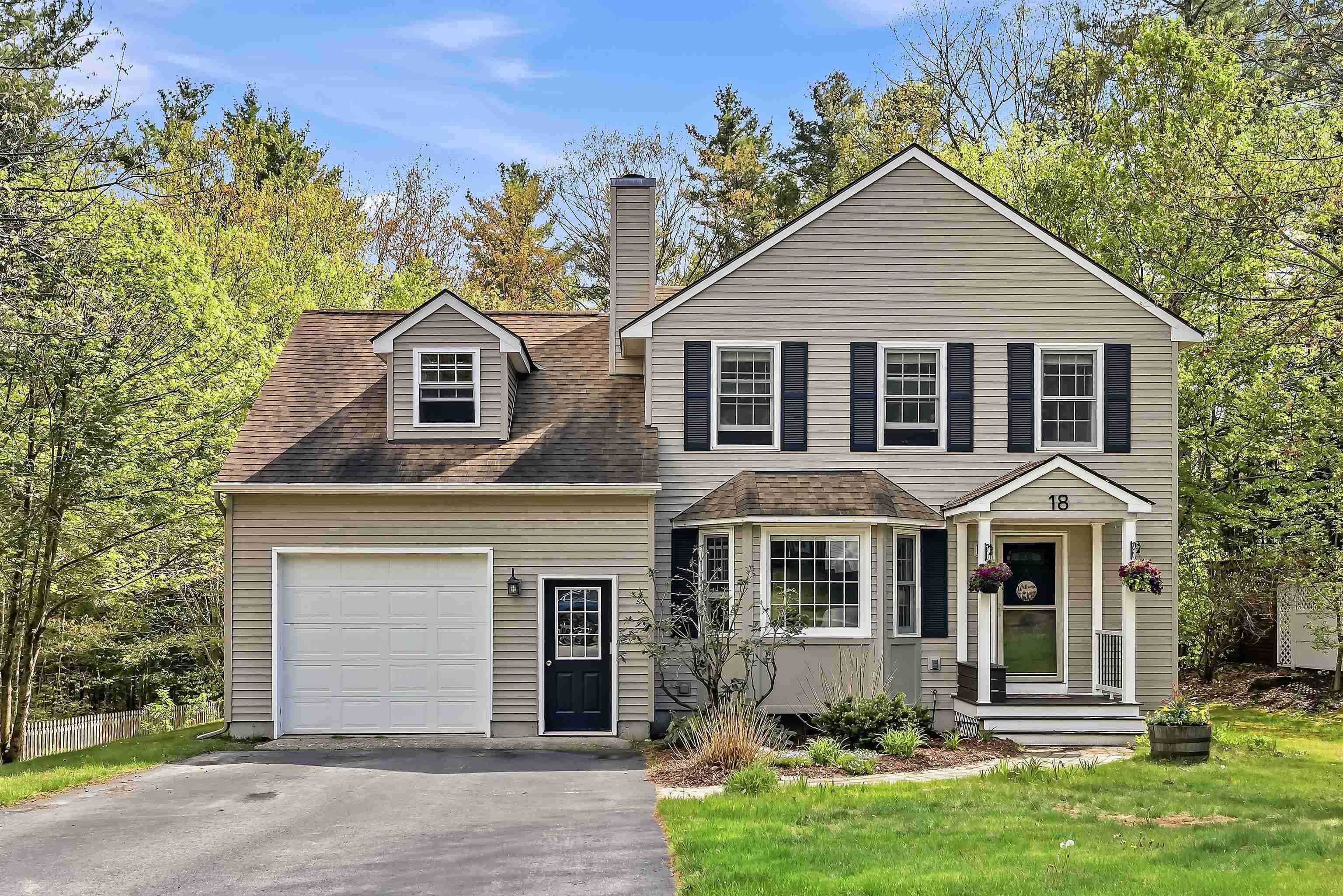 18 Meetinghouse Road Keene, NH 03431 - Photo 1 of 46