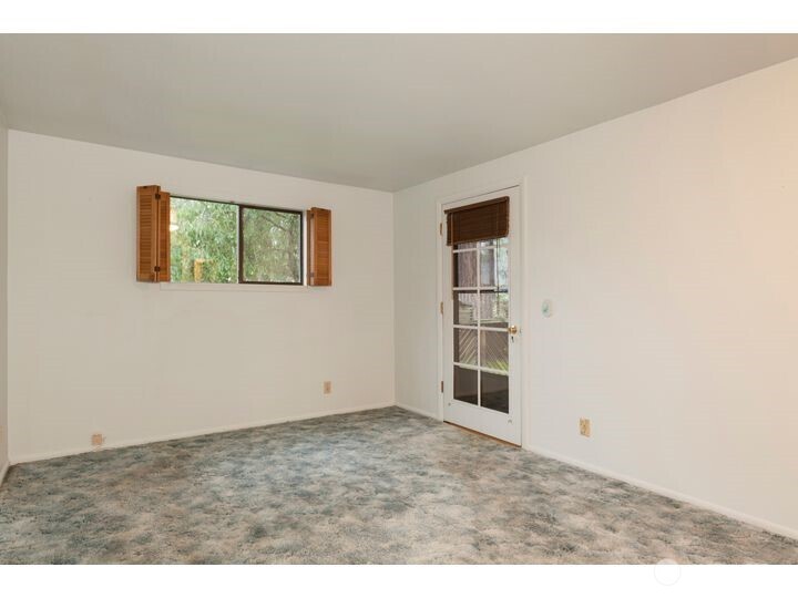 14044 Lenora Place North Seattle, WA 98133 - Photo 19 of 26