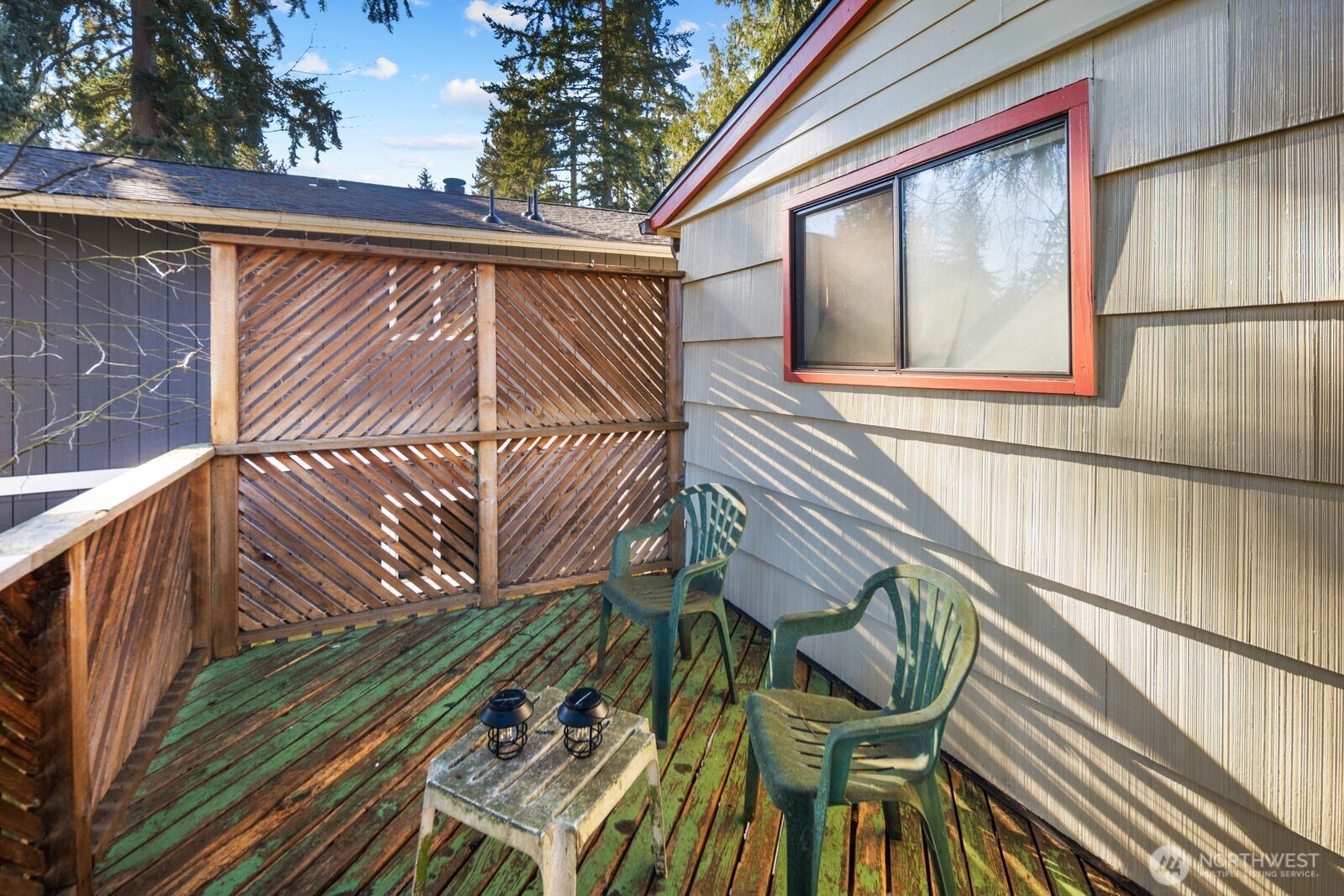 14044 Lenora Place North Seattle, WA 98133 - Photo 9 of 26