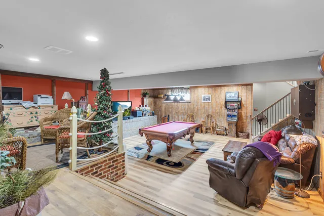 $769,900 | 7596 Wadding Drive, Onsted, MI 49265