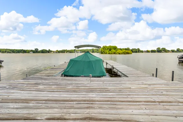 $769,900 | 7596 Wadding Drive, Onsted, MI 49265