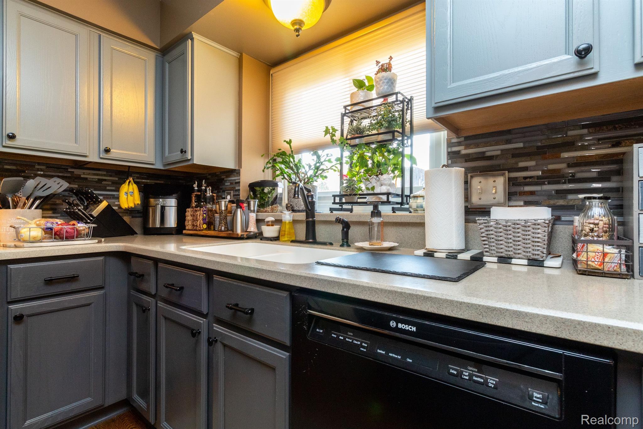 6937 Fox Hills Road Canton, MI 48187 - Photo 14 of 52 Gallery Image 14