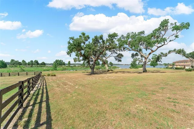 $750,000 | 29 Stone Lake Ranch Boulevard, Thonotosassa, FL 33592