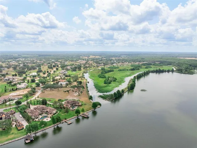 $750,000 | 29 Stone Lake Ranch Boulevard, Thonotosassa, FL 33592