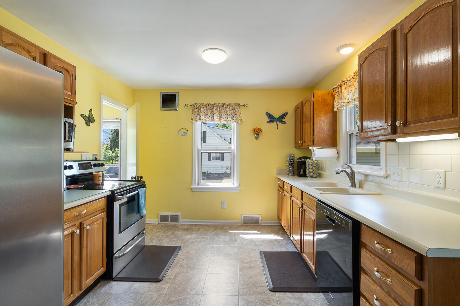 848 Springcrest Boulevard Jackson, MI 49203 - Photo 12 of 49 848 Springcrest Blvd, Jackson, MI 49203