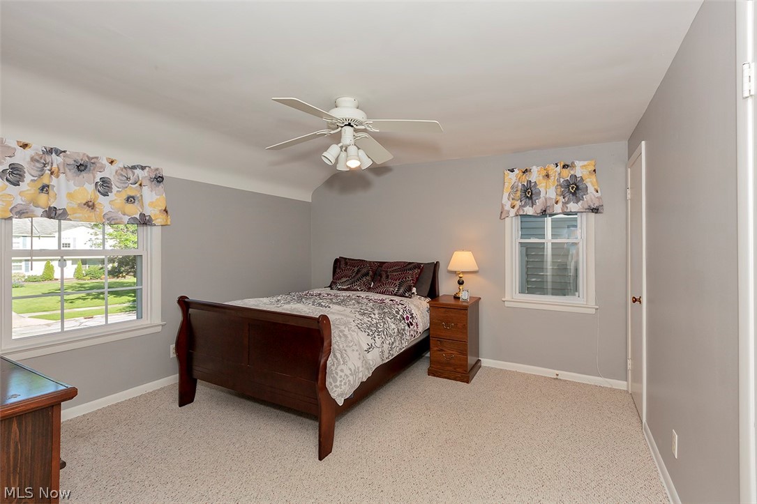 1119 Croyden Road Lyndhurst, OH 44124 - Photo 27 of 35
