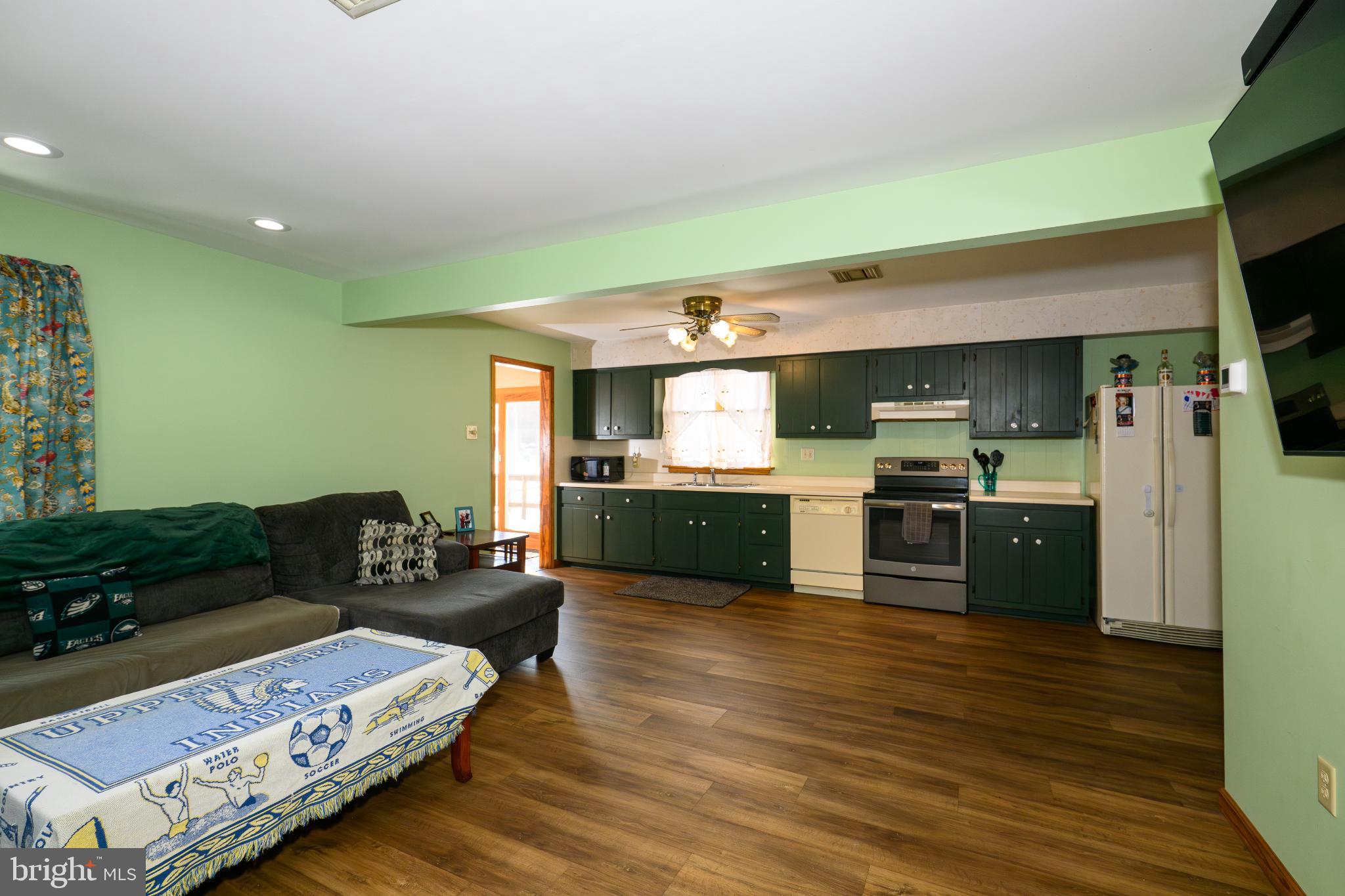 2013 Walters Road Green Lane, PA 18054 - Photo 10 of 26 Bright and inviting open-concept living space.