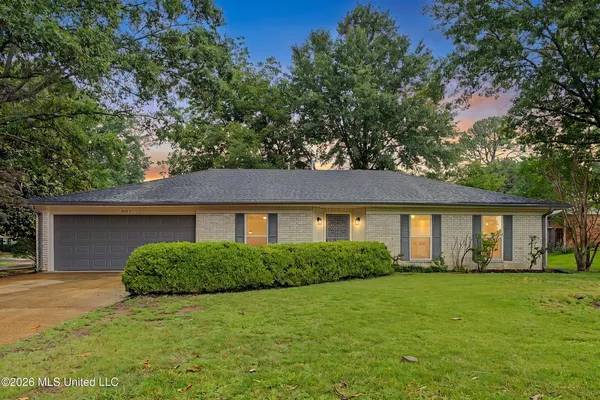 $260,000 | 8155 Barclay Cove, Southaven, MS 38671