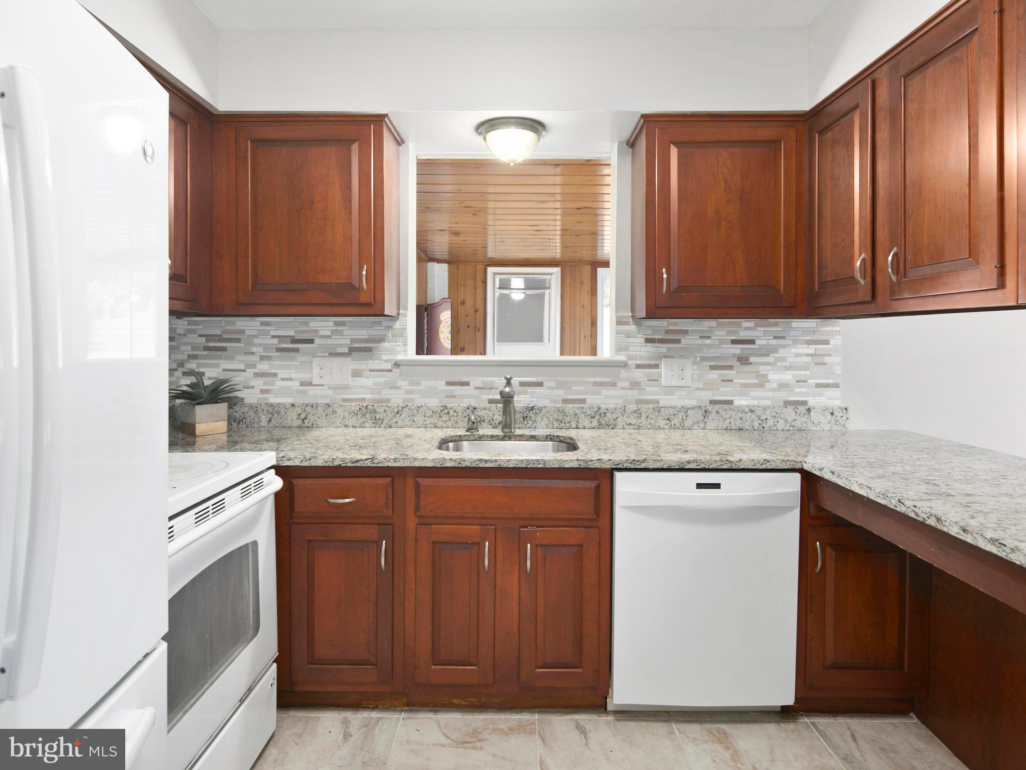 5912 Atteentee Road Springfield, VA 22150 - Photo 14 of 45