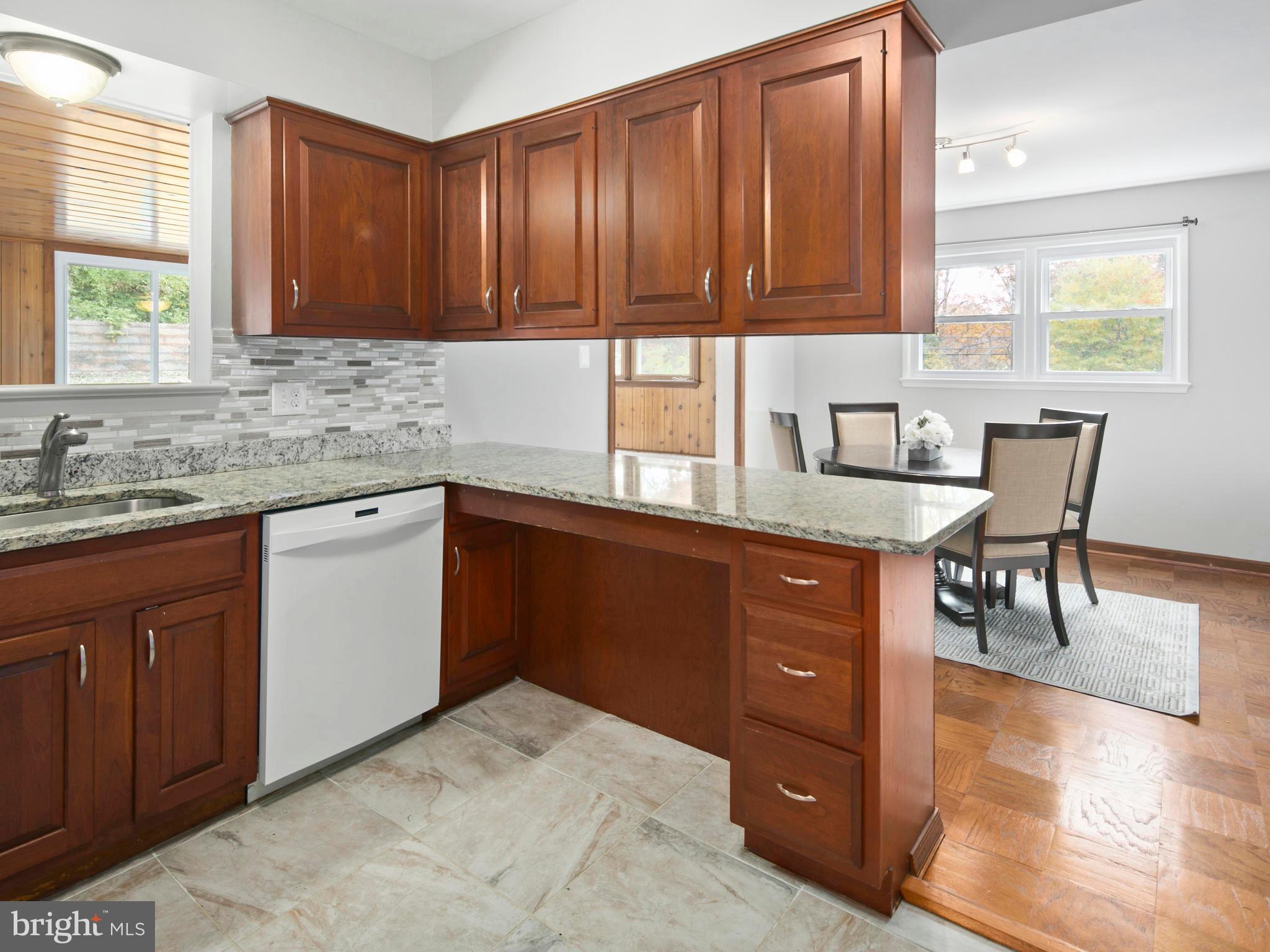 5912 Atteentee Road Springfield, VA 22150 - Photo 15 of 45
