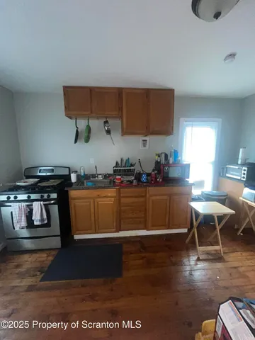 $2,100 | 42 Mill Street, Unit 2, Dallas, PA 18612