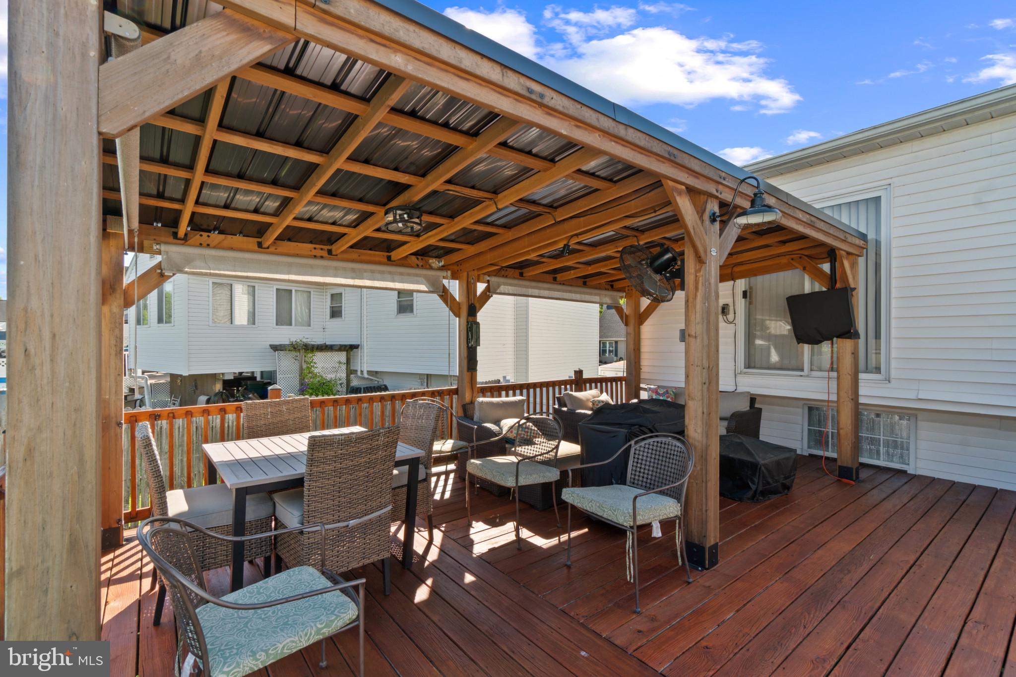 7113 Olivia Road Baltimore, MD 21220 - Photo 27 of 30 Deck
