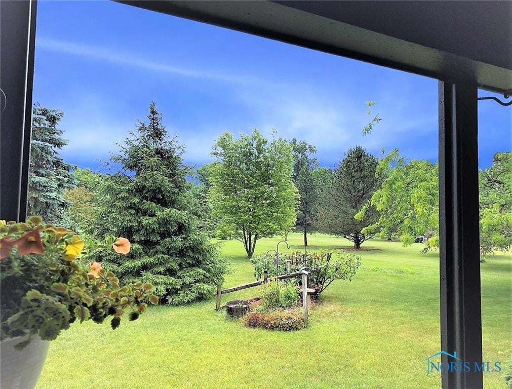 3047 Albon Road Maumee, OH 43537 - Photo 10 of 49 Gallery Image 10
