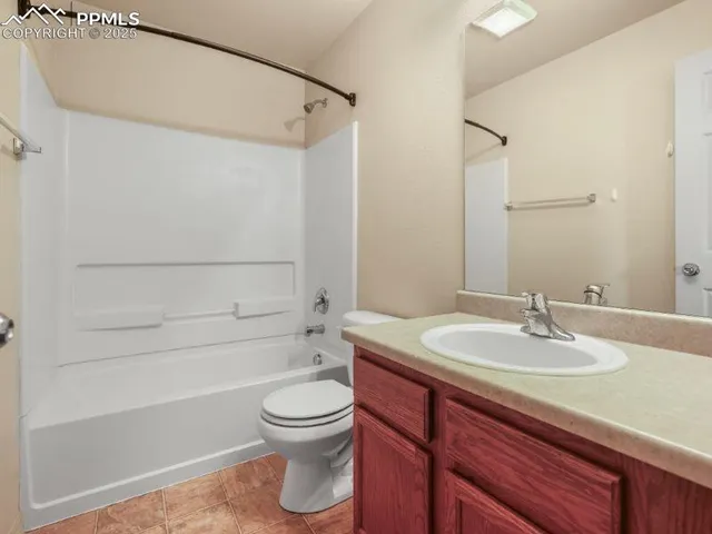 $385,000 | 7674 Stetson Highlands Drive, Colorado Springs, CO 80923