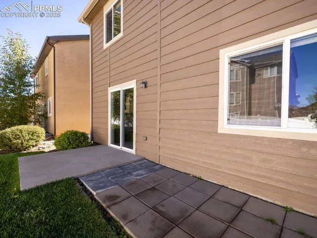 $385,000 | 7674 Stetson Highlands Drive, Colorado Springs, CO 80923