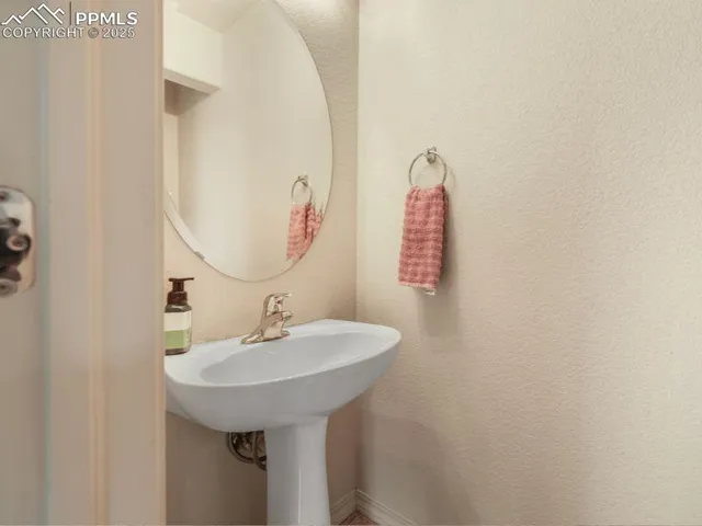 an empty room with a empty space and windows