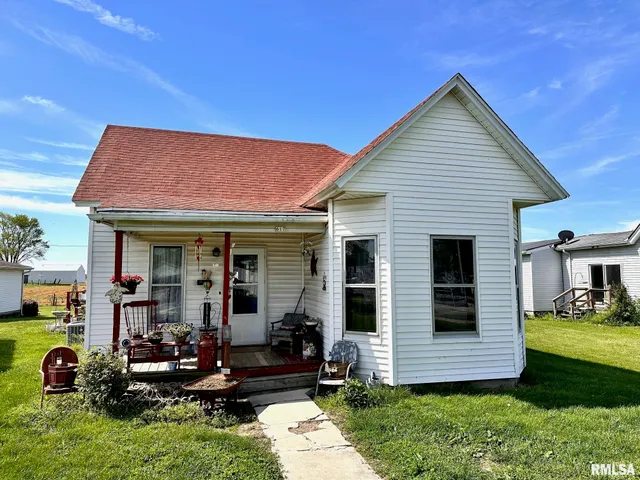 $52,000 | 617 Railroad Street, Chapin, IL 62628