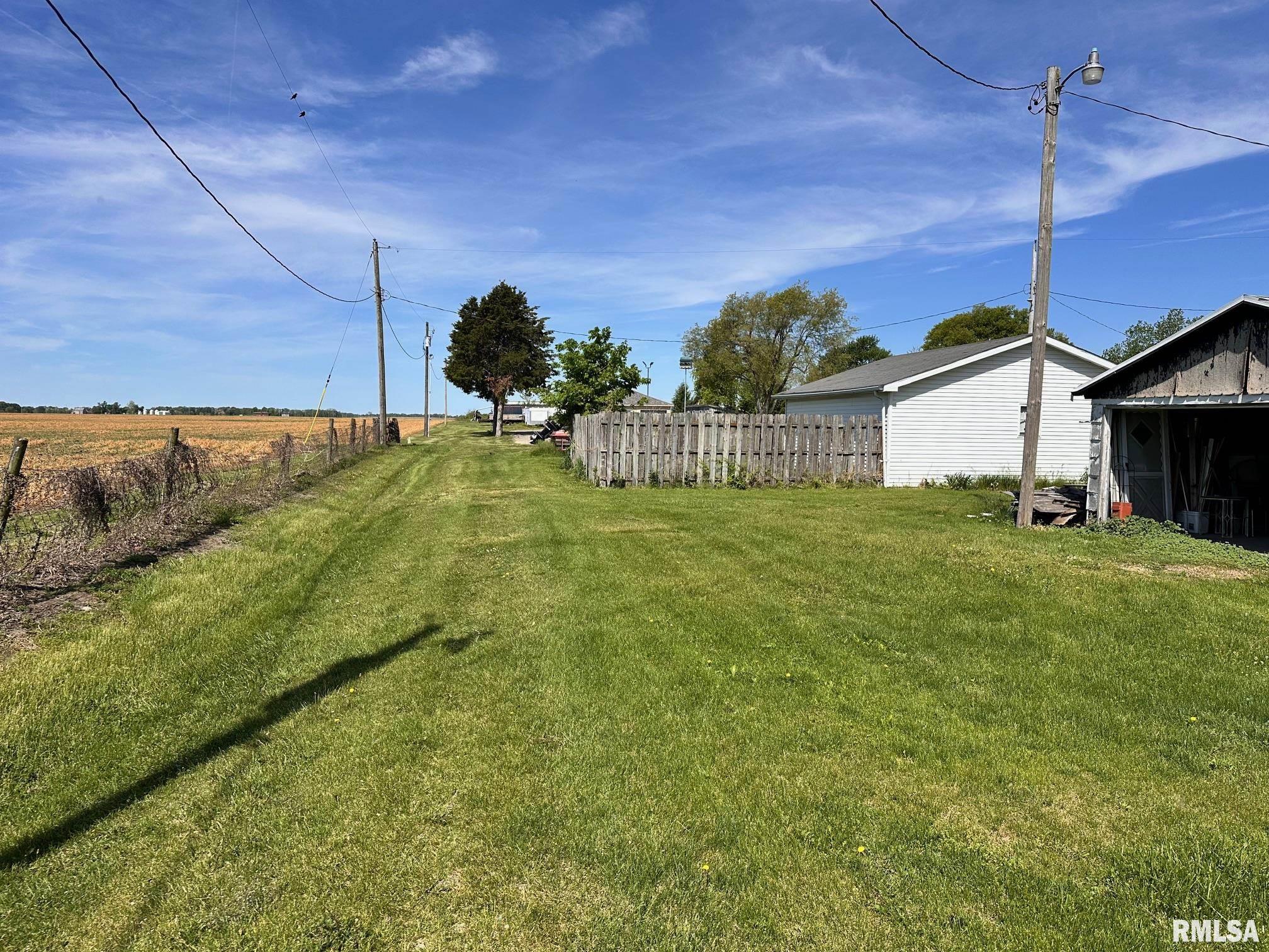 617 Railroad Street Chapin, IL 62628 - Photo 15 of 16