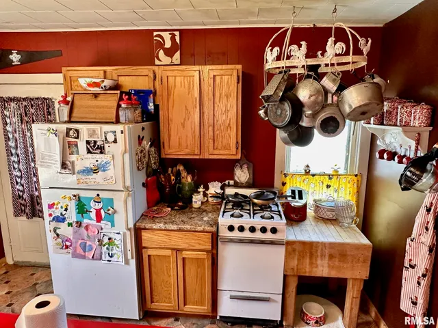 $52,000 | 617 Railroad Street, Chapin, IL 62628