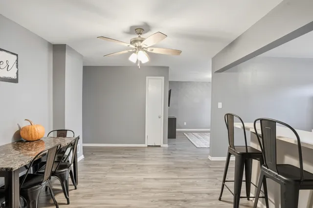 $219,900 | 515 West Auburn Lane, Crete, IL 60417