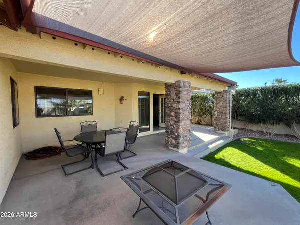 $740,000 | 802 East Roberts Road, Phoenix, AZ 85022