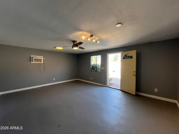 $740,000 | 802 East Roberts Road, Phoenix, AZ 85022