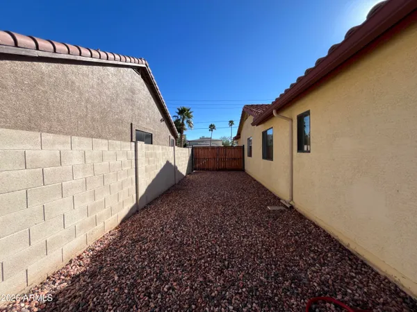 $740,000 | 802 East Roberts Road, Phoenix, AZ 85022