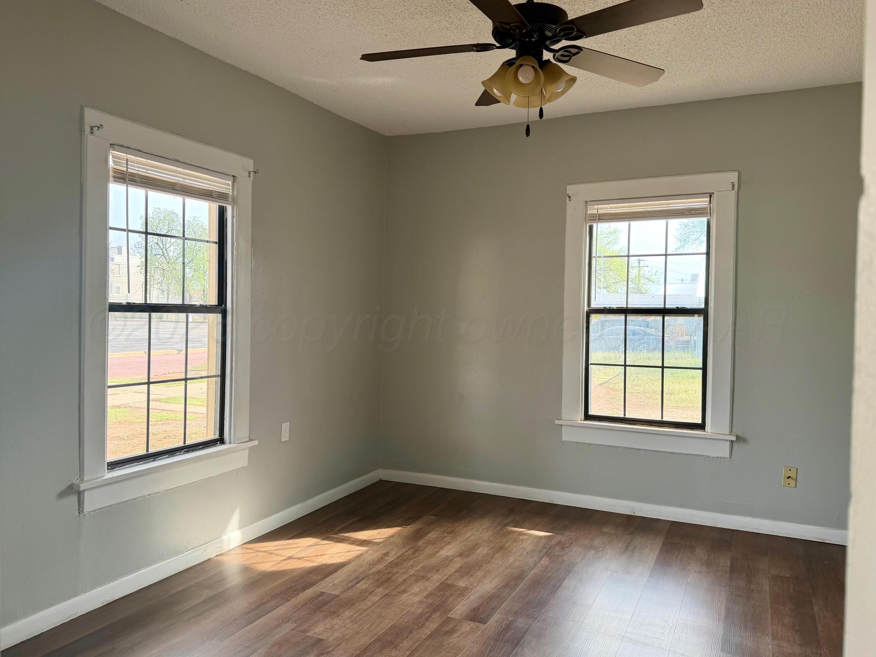 200 South Main Street Childress, TX 79201 - Photo 14 of 18 Bedroom 1