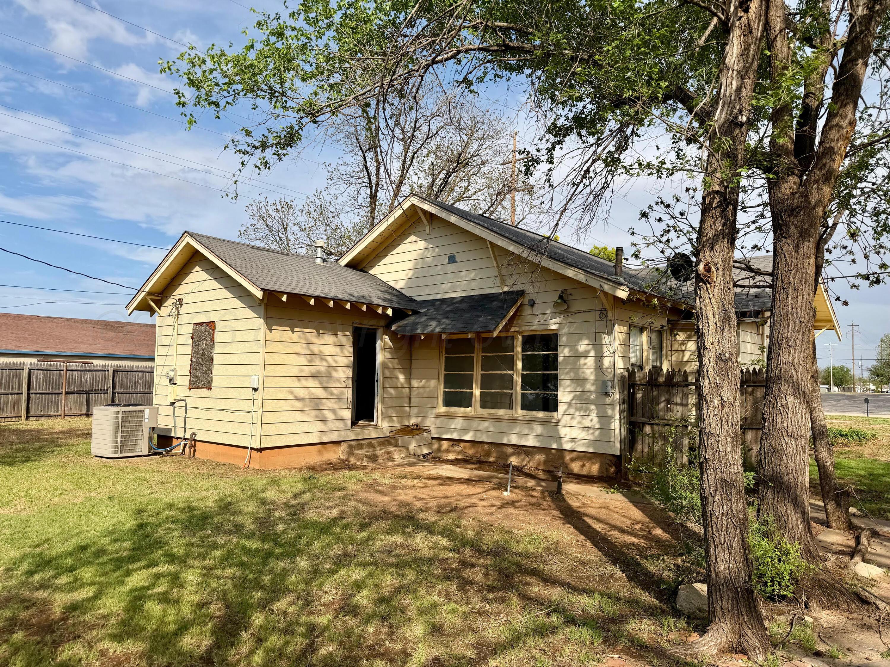 200 South Main Street Childress, TX 79201 - Photo 16 of 18 Back S side