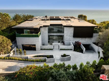 $38,808,000 | 11824 Ellice Street, Malibu, CA 90265
