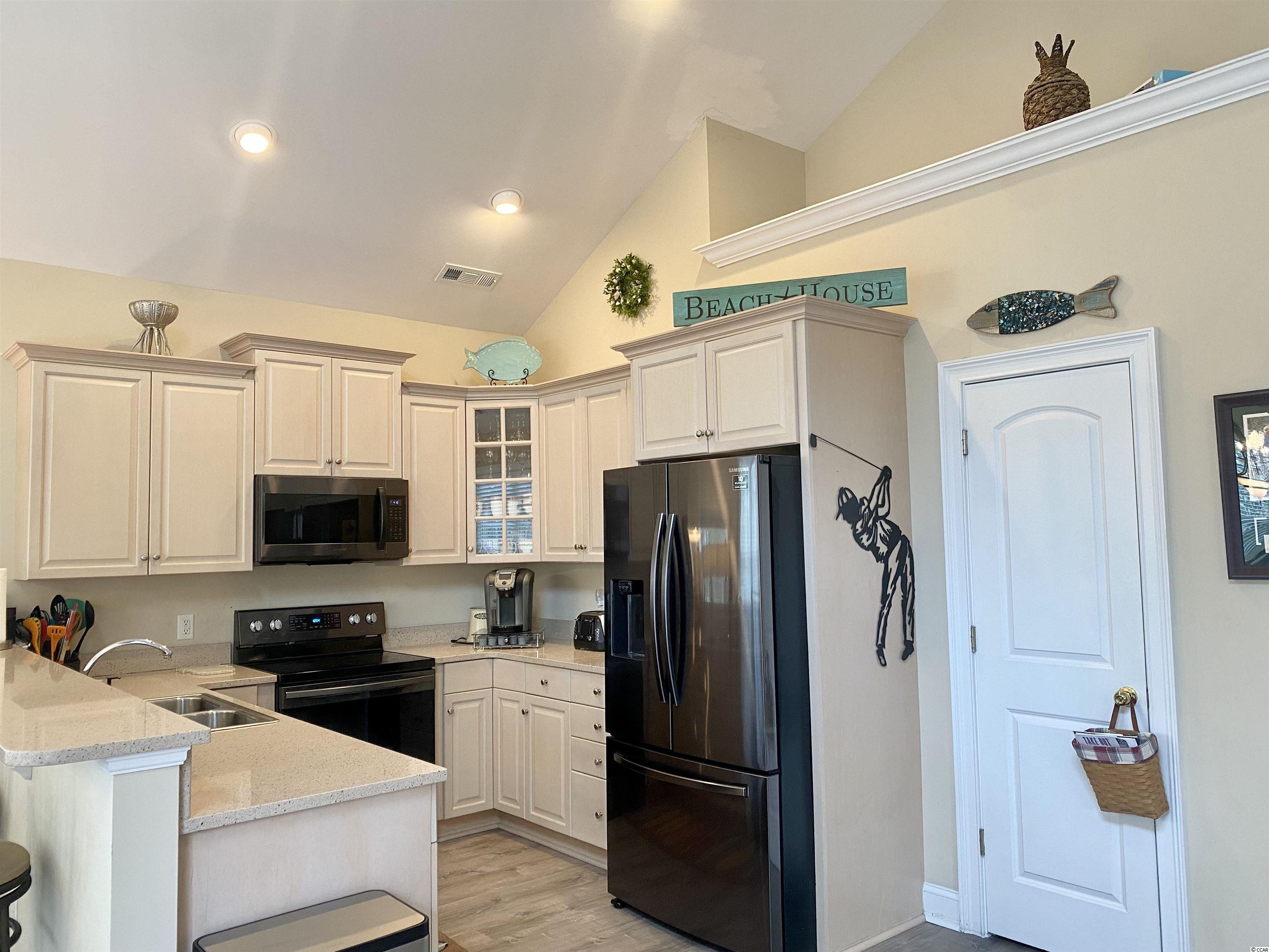 409 Marsh Folly Place Murrells Inlet, SC 29576 - Photo 10 of 31 Gallery Image 10