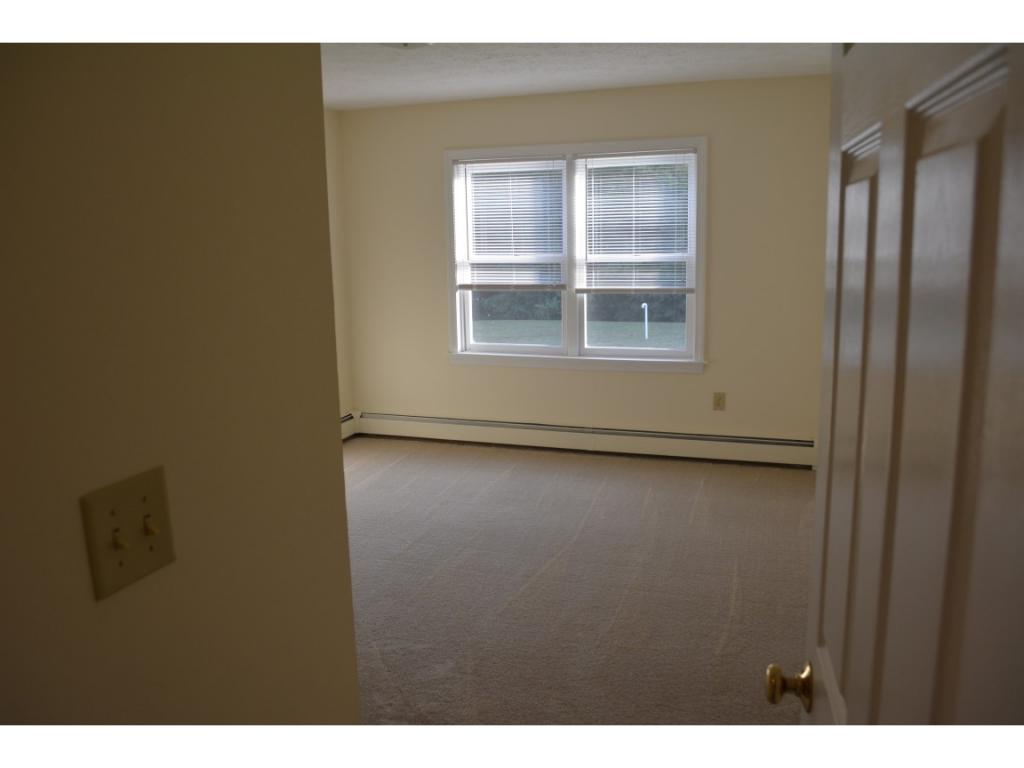 1991 Bodwell Road, Unit 24 Manchester, NH 03109 - Photo 10 of 17