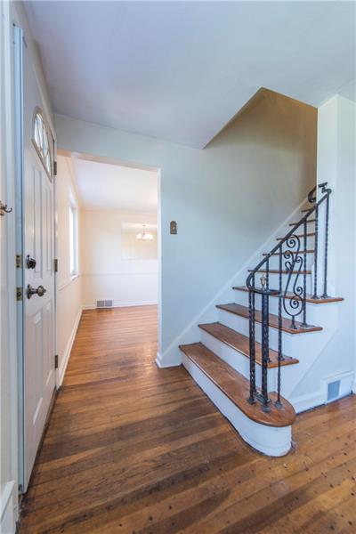 1514 Radford Road Pittsburgh, PA 15227 - Photo 12 of 25 Gallery Image 12