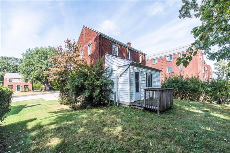 1514 Radford Road Pittsburgh, PA 15227 - Photo 13 of 25 Gallery Image 13